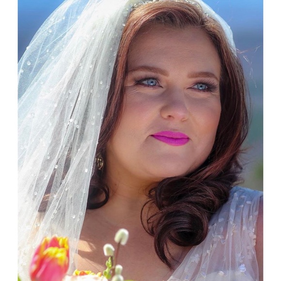 Meet your Posher, Kate! - Picture 3 of 5